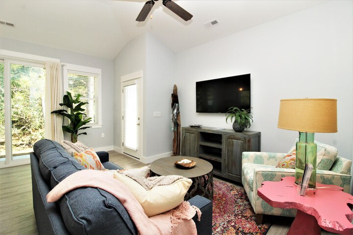 Beacon Quarters by KEES Vacations