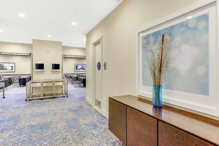Embassy Suites by Hilton Anaheim Orange