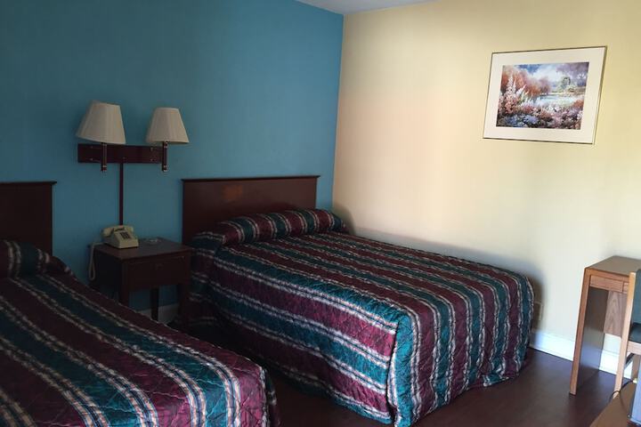 Room 16 of 18