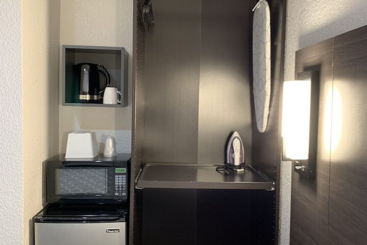 Room 22 of 46
