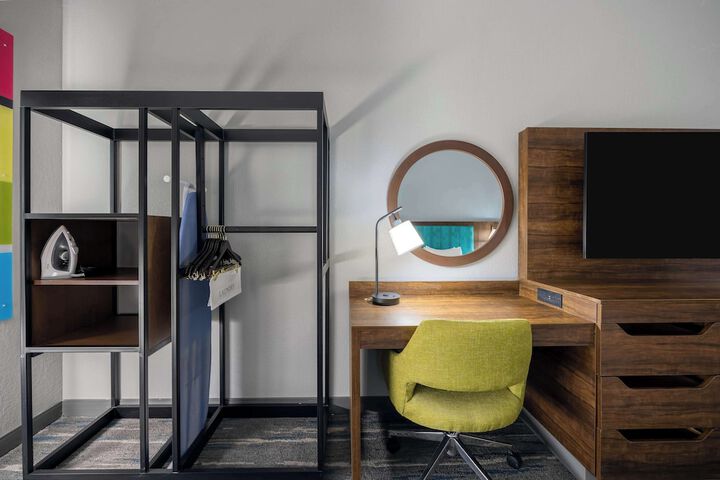Room 20 of 69