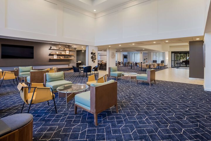 Hotel Interior 13 of 36
