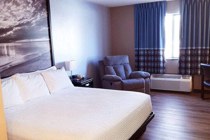 Room 18 of 29