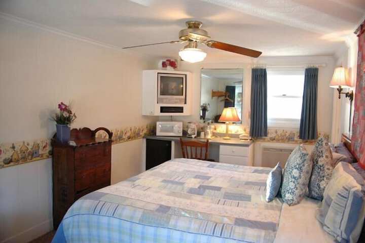 Room 34 of 191