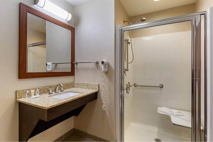 Comfort Inn Aikens Center