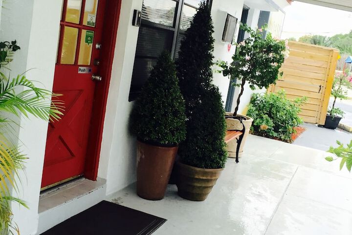 Hotel 4 of 115