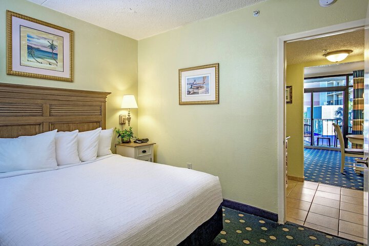 Room 119 of 273