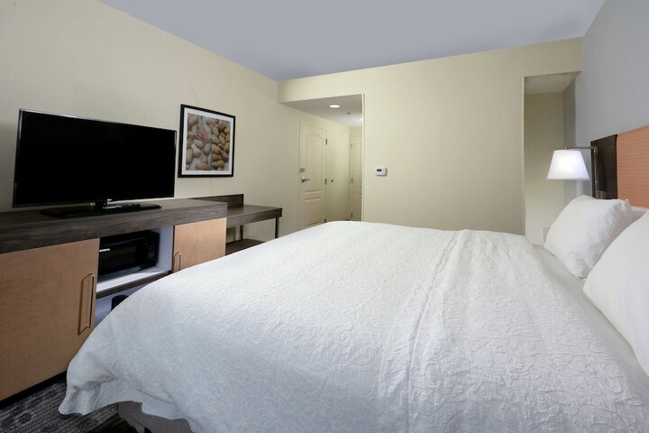 Room 30 of 54