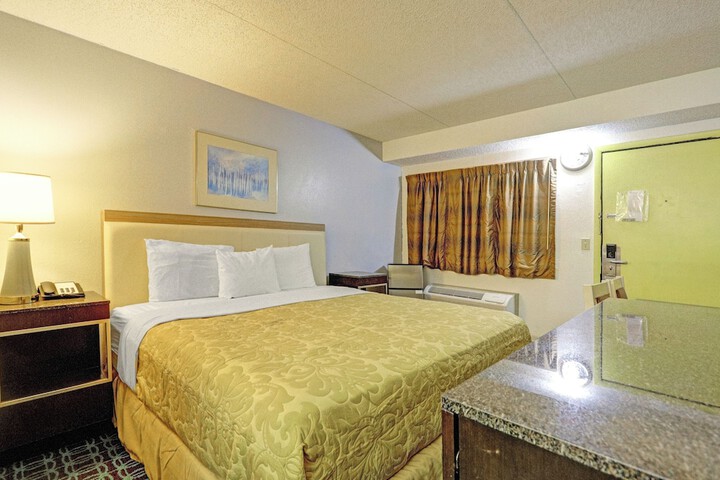 Brookville Inn by OYO Near Dayton International Airport