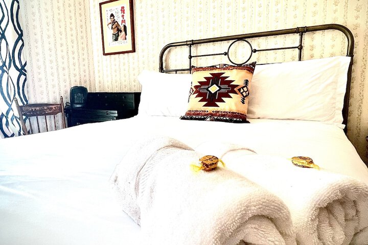 Room 46 of 73
