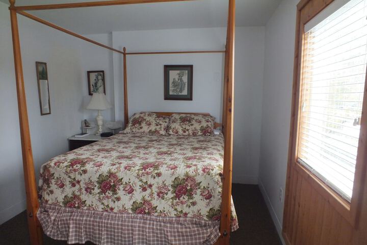 Scarborough Inn