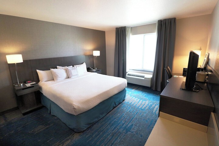 Room 16 of 26
