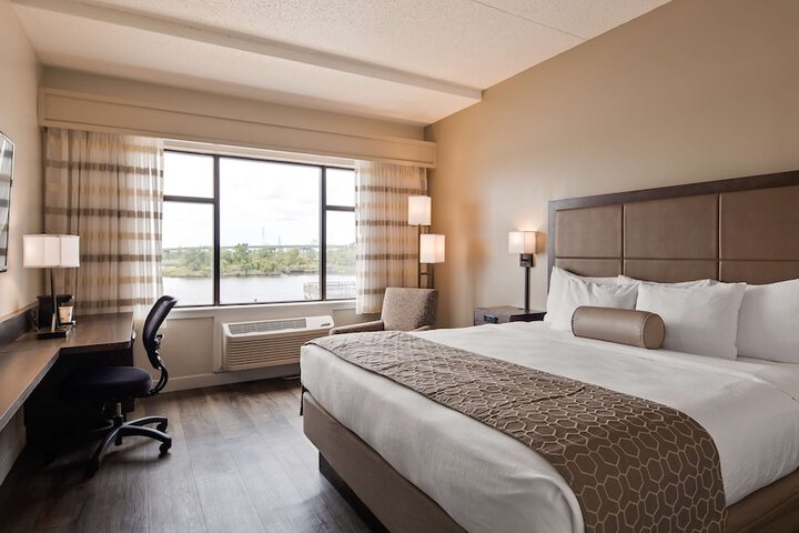 Room 18 of 22