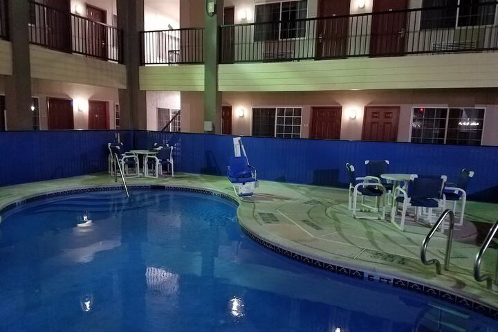 Pool 13 of 34