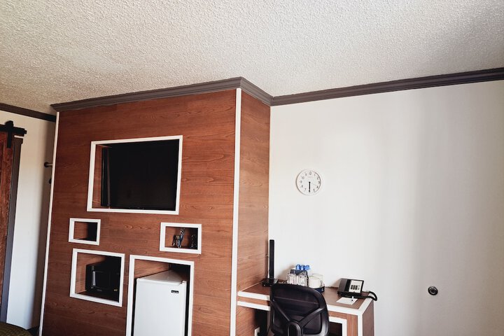 Room 37 of 63