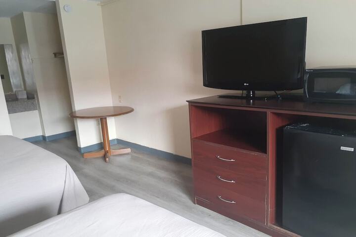 Room 43 of 57