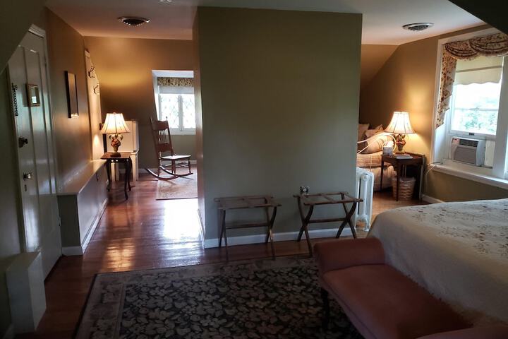 The Carriage Inn B & B
