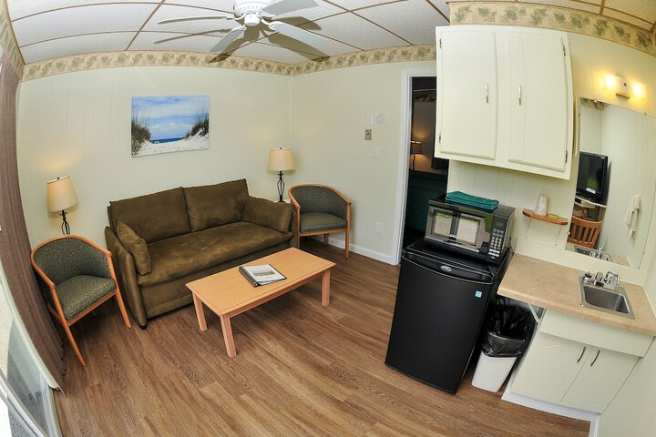 Room 20 of 34