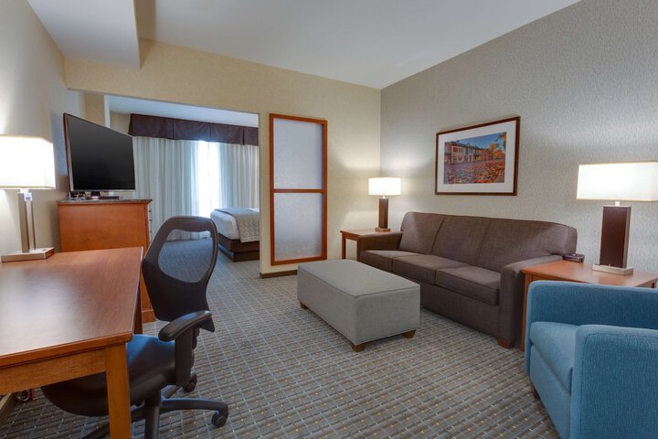 Room 8 of 44