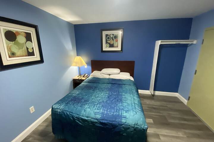 Room 89 of 95