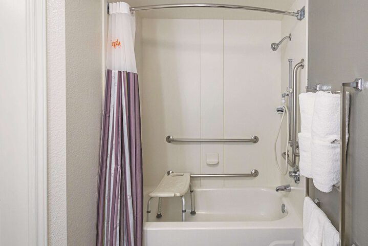 La Quinta Inn & Suites by Wyndham Atlanta Conyers