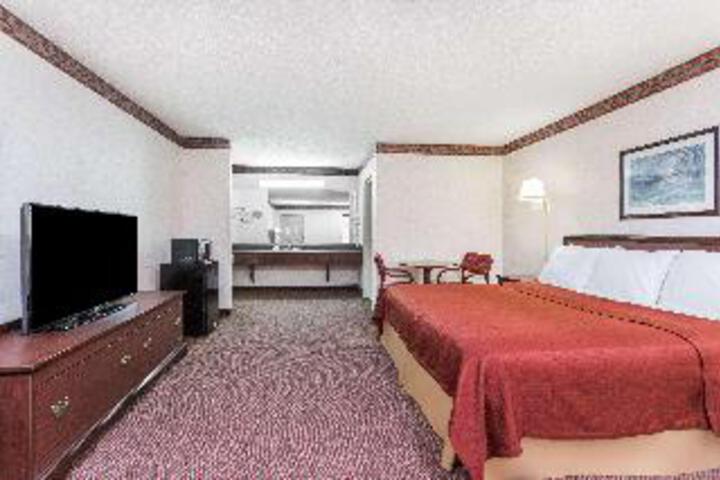 Ramada Hotels Royston