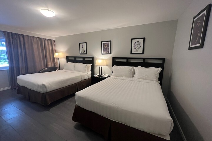 Room 44 of 151