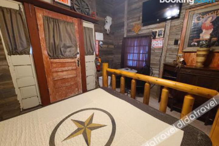 The Buffalo Girls Hotel