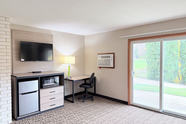 Baymont Inn & Suites by Wyndham Platteville