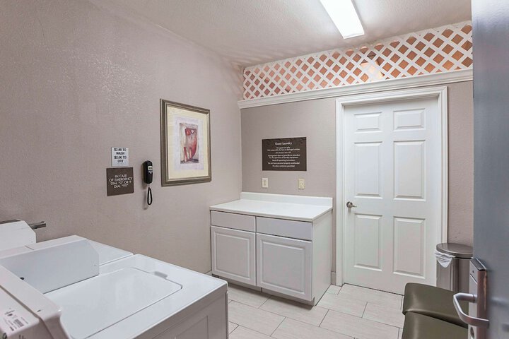 Comfort Suites Lewisville - Dallas