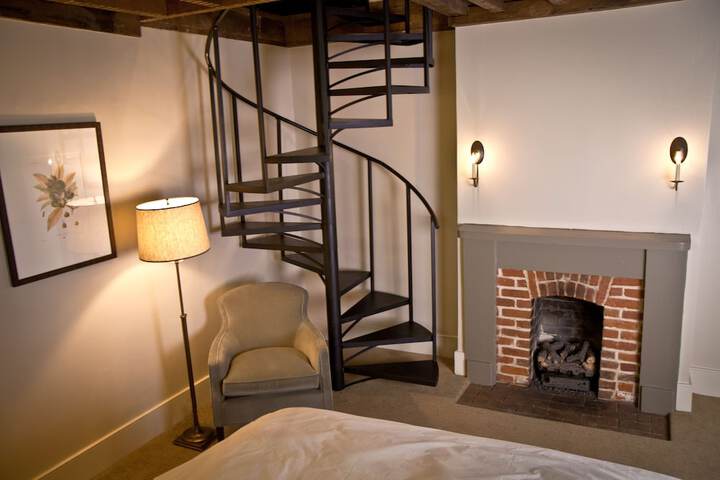 Dunleith Historic Inn