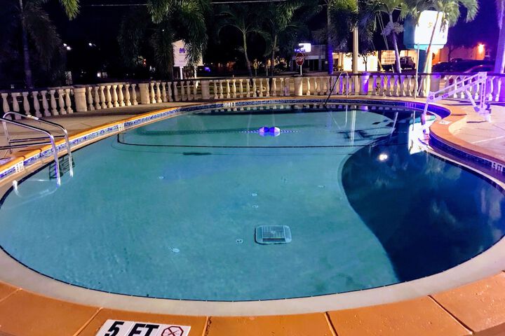 Pool 23 of 92