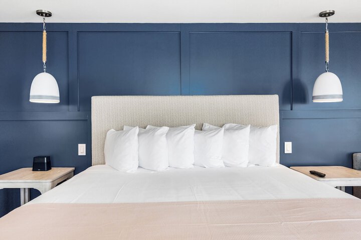 Pelham House Resort