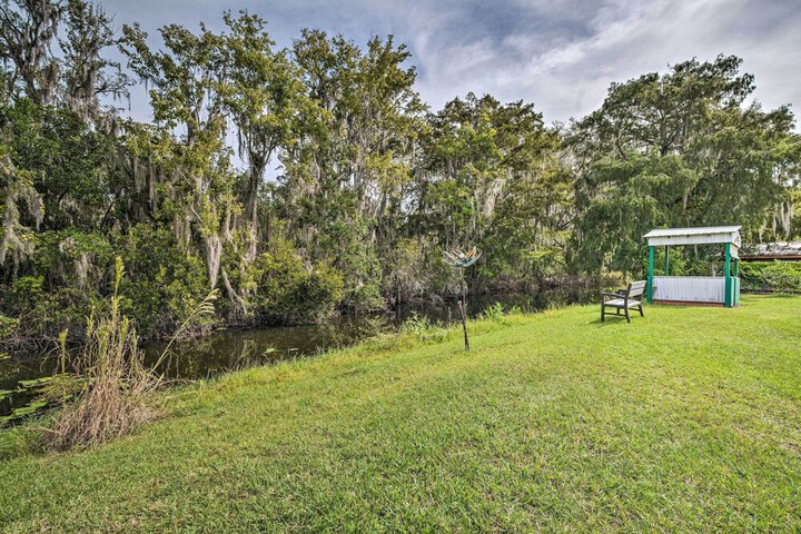 Peaceful Canal-front Retreat w / Boathouse!