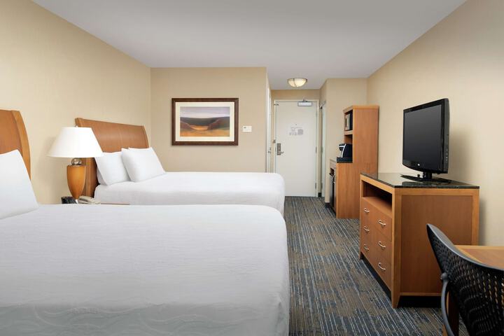 Room 12 of 37