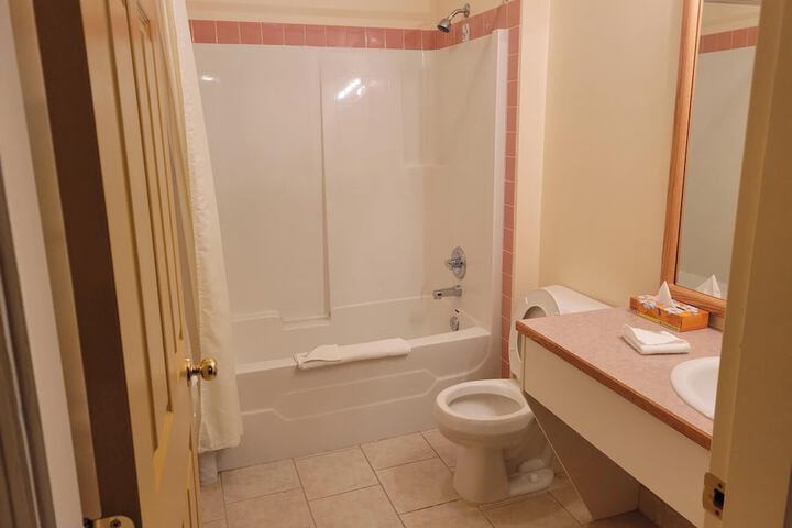 Room 41 of 48