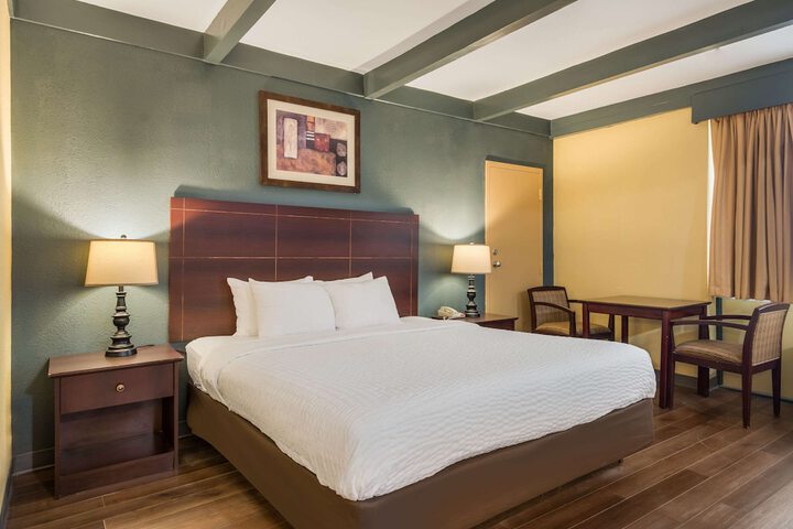 Room 41 of 52