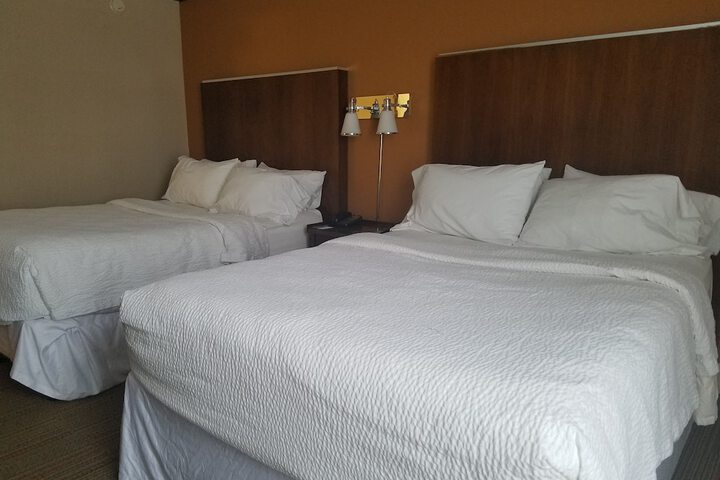 Room 22 of 48