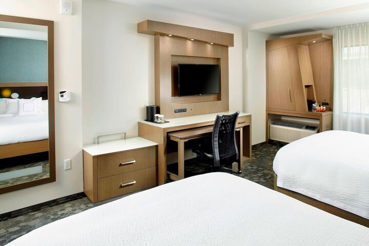 Room 16 of 41