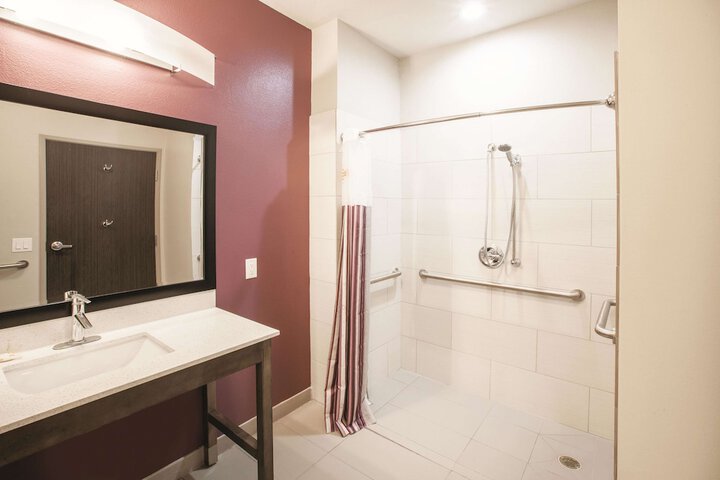 La Quinta Inn & Suites by Wyndham San Marcos Outlet Mall