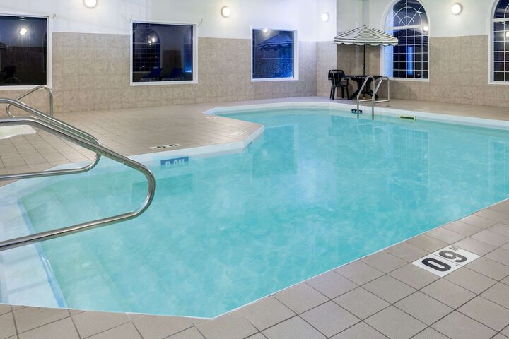 Pool 5 of 15