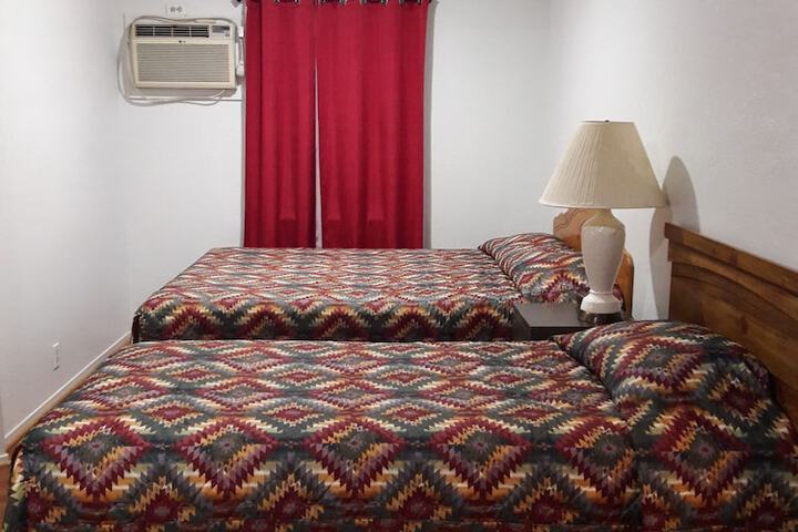Room 10 of 31