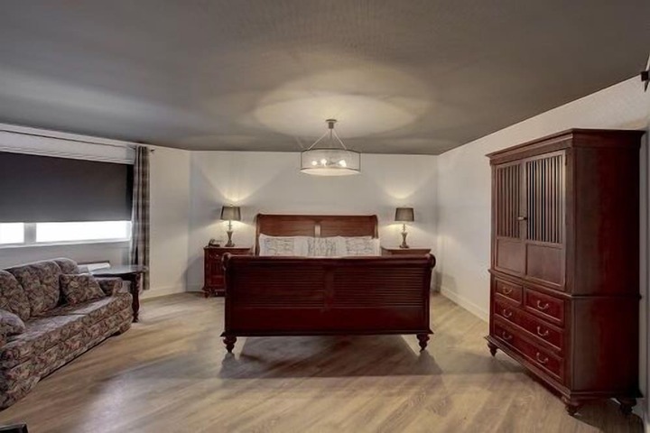 Room 31 of 50