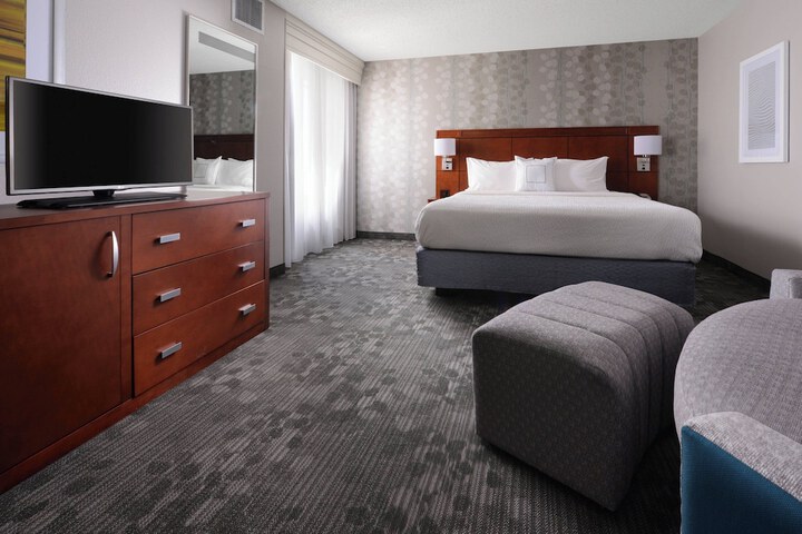 Courtyard by Marriott Houston Pearland
