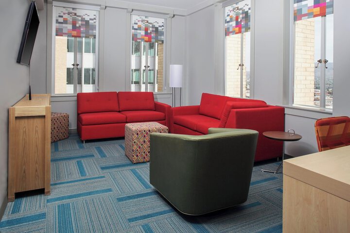 Room 9 of 20