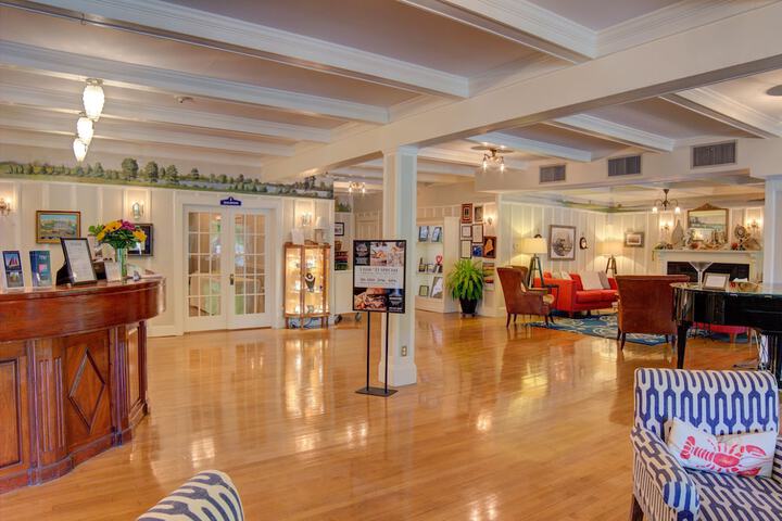 Hotel Interior 10 of 133