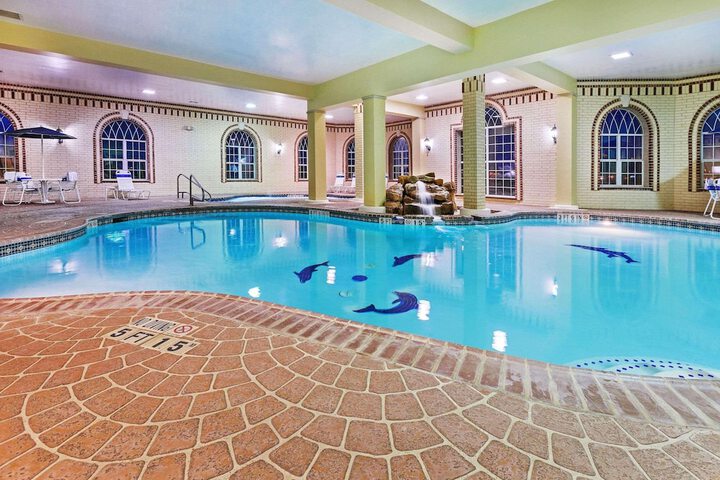 Pool 2 of 19