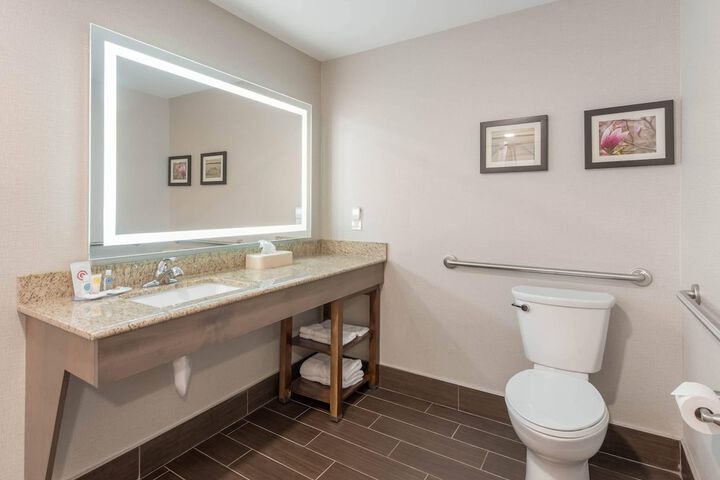 Comfort Inn Grove City - Columbus South