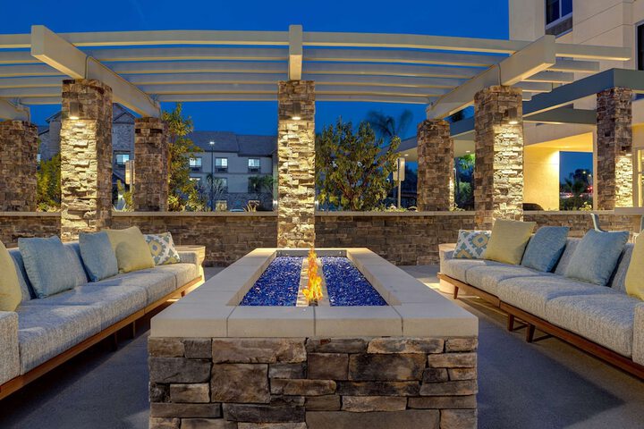 Terrace/Patio 71 of 72