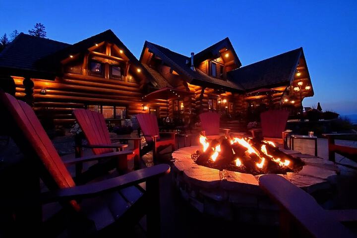 Coyote Bluff Estate